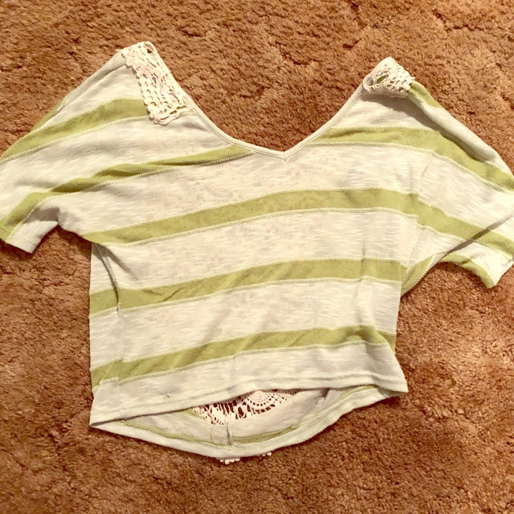 Green crop top